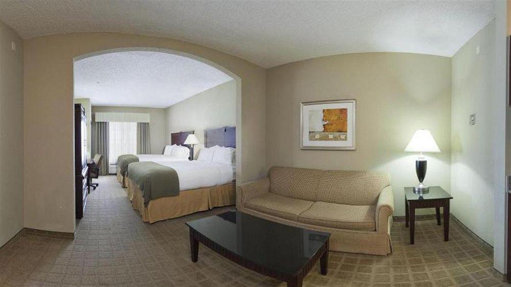 Holiday Inn Express Hotel & Suites Shawnee I-40 By Ihg Eksteriør bilde