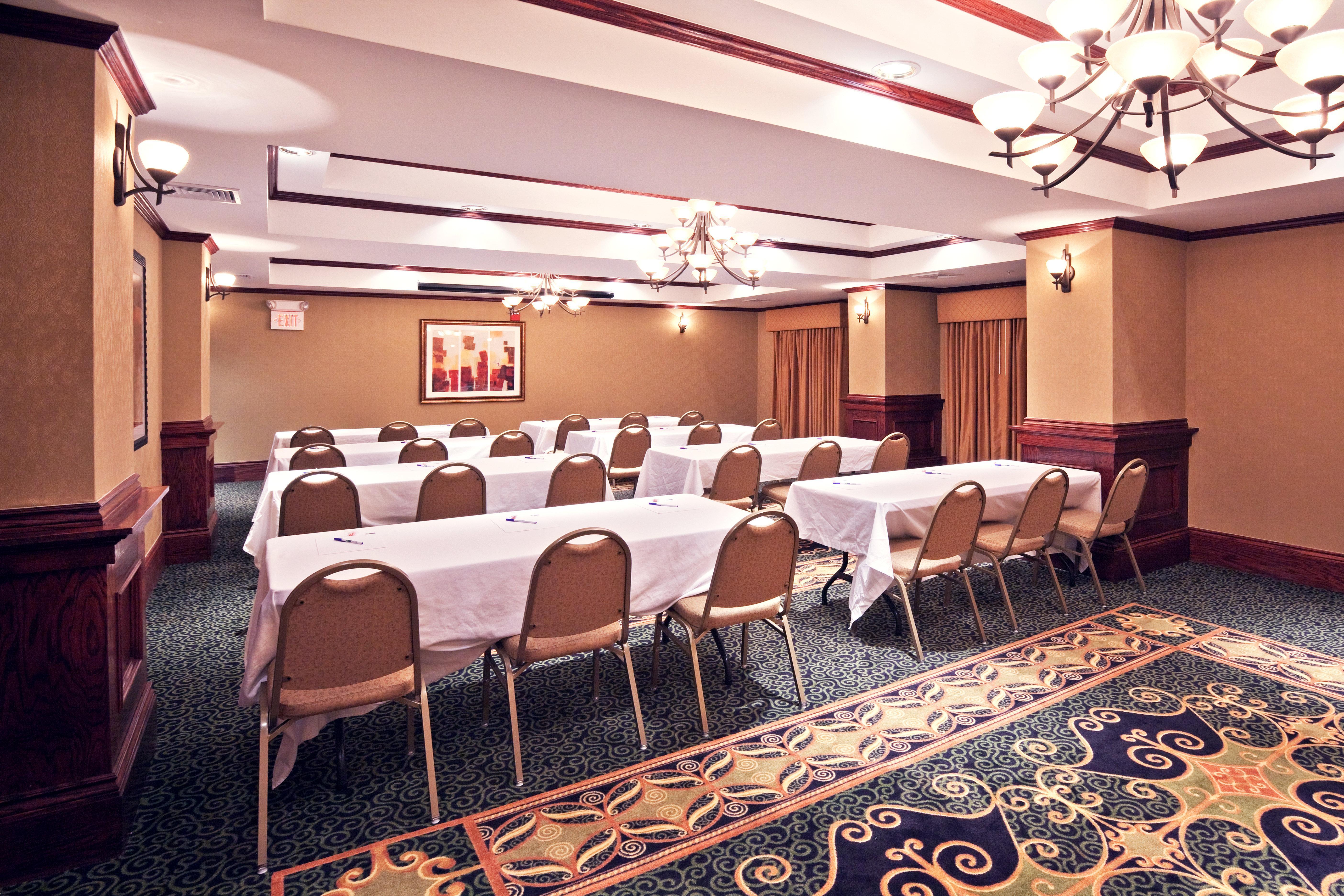 Holiday Inn Express Hotel & Suites Shawnee I-40 By Ihg Eksteriør bilde
