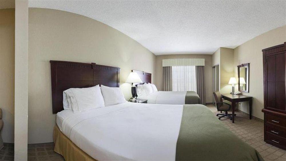 Holiday Inn Express Hotel & Suites Shawnee I-40 By Ihg Eksteriør bilde