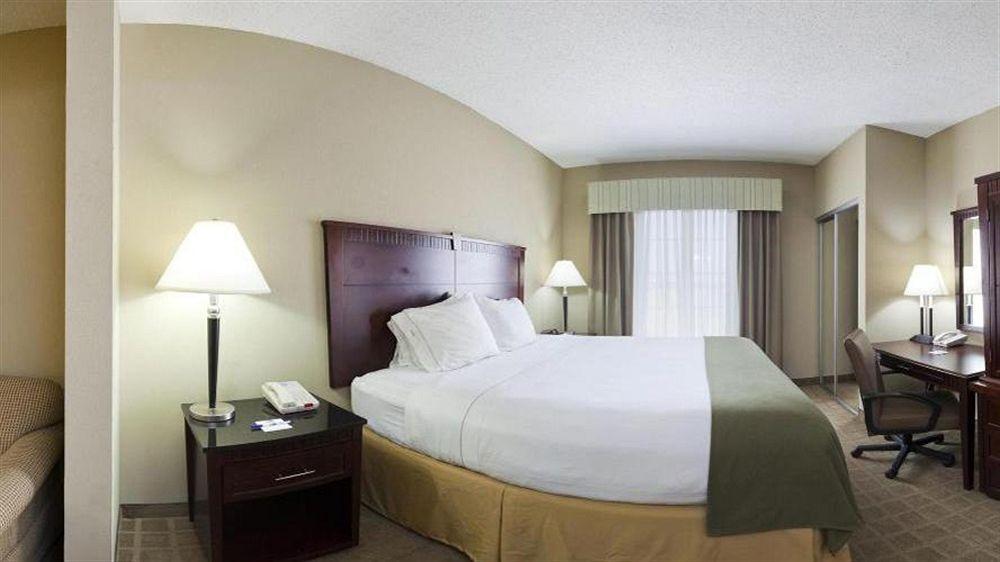 Holiday Inn Express Hotel & Suites Shawnee I-40 By Ihg Eksteriør bilde